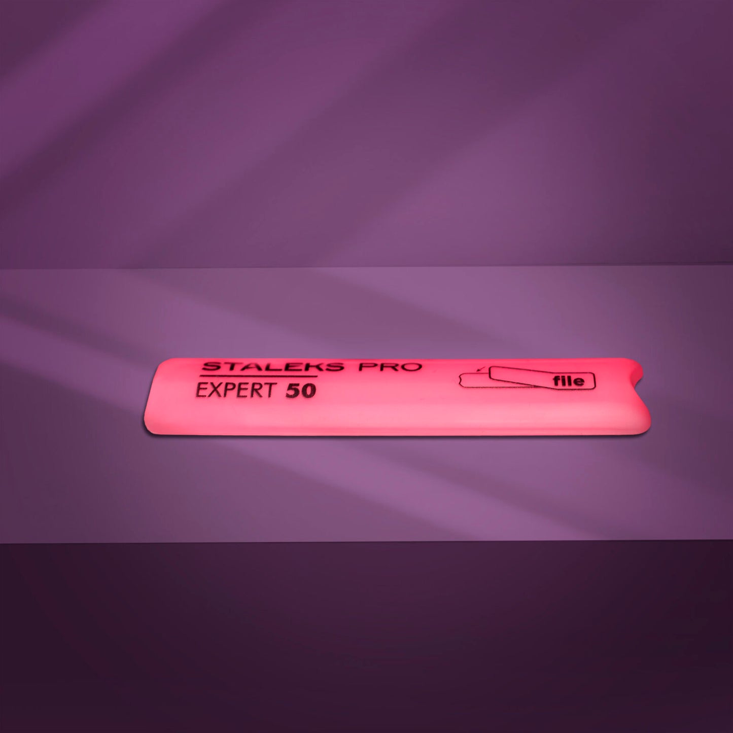 Plastikinė nagų dildė, trumpa (pagrindas) Staleks Pro Expert 50