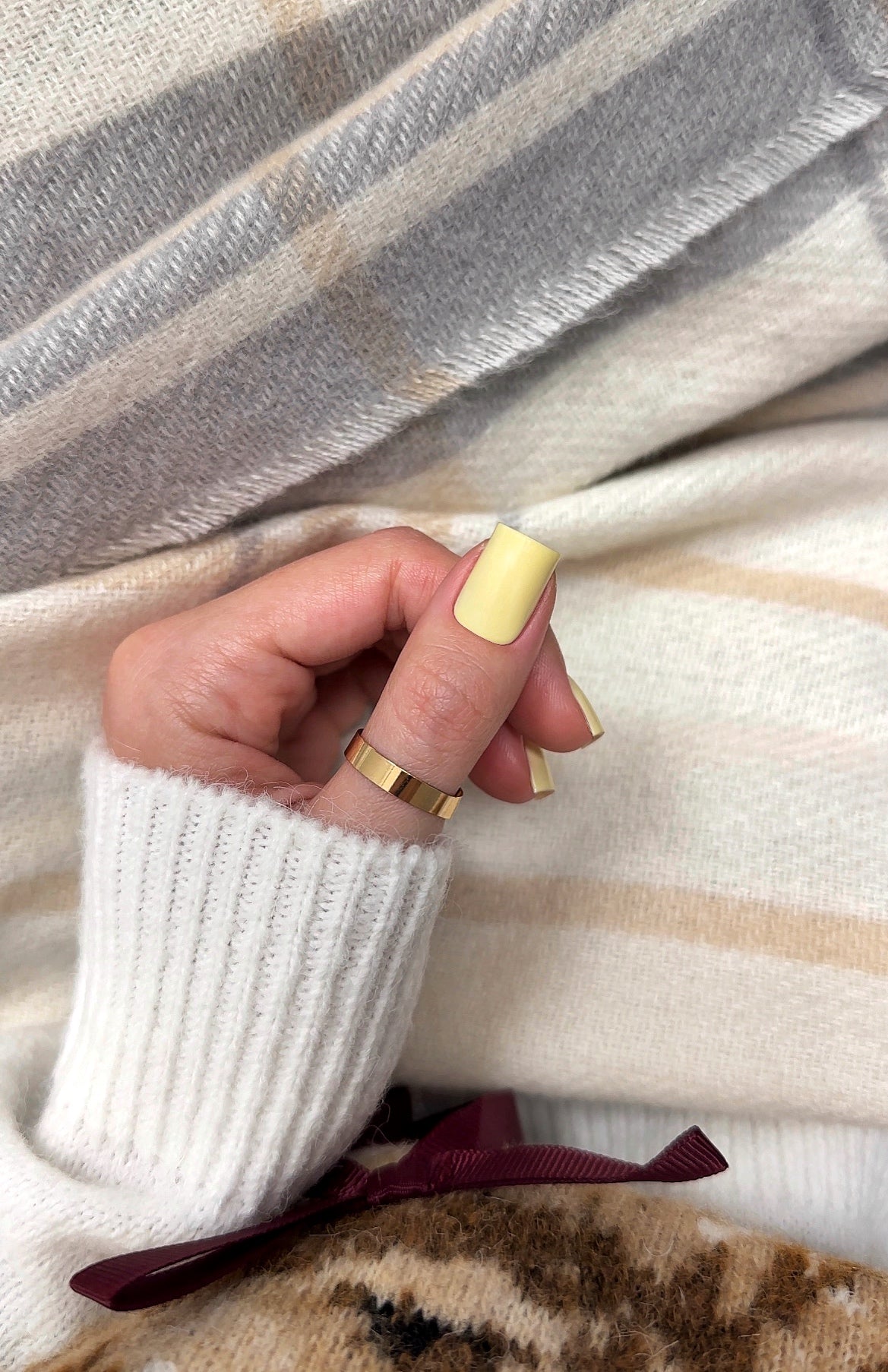 JZ NAILS GROUP — 074 CHI CHI CREAM