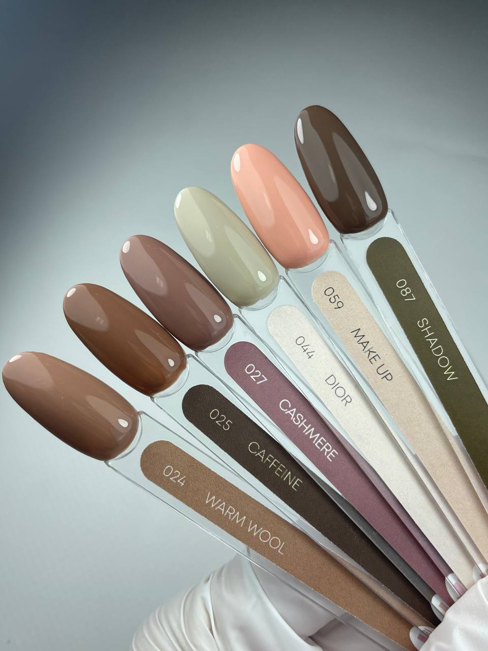 JZ NAILS GROUP — 059 MAKE UP